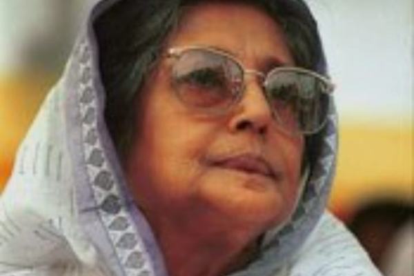 শহীদ জননী জাহানারা ইমামের ৩২তম মৃত্যুবার্ষিকী আজ: বিনম্র শ্রদ্ধায় স্মরণ