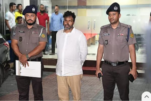 গ্রেপ্তার এড়াতে সুড়ঙ্গে আত্মগোপন: ১৮ ঘণ্টার রুদ্ধশ্বাস অভিযানে বিটিএল গ্রুপের সিইও পাকড়াও