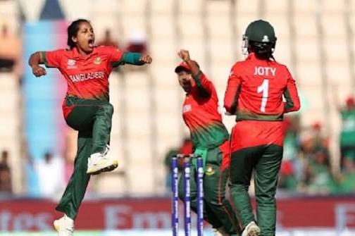 পাকিস্তানের বিপক্ষে টাইগ্রেসদের দুর্দান্ত জয়: বিশ্বকাপের সেমিফাইনালের সমীকরণে সুবিধাজনক অবস্থানে বাংলাদেশ