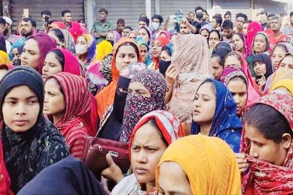 আর্থিক সংকটে গাজীপুরের পোশাক কারখানা বন্ধ, কর্মহীন ১,৮০০ শ্রমিক