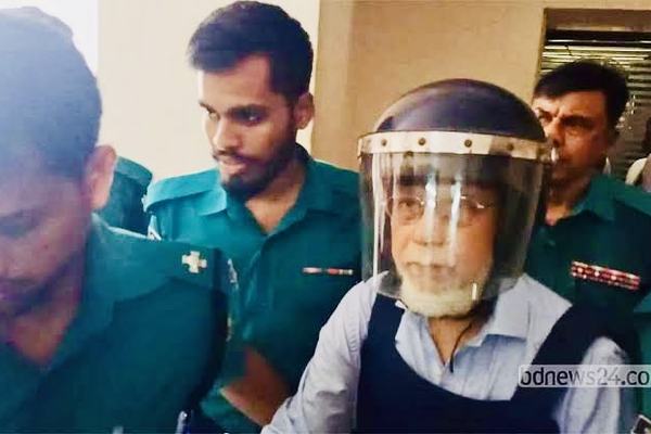 হত্যাচেষ্টা ও বিস্ফোরক মামলায় সাবেক প্রধান বিচারপতি খায়রুল হককে গ্রেপ্তার দেখানোর আবেদন