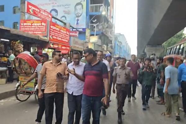 গুলিস্তানে বিএনপি–জামায়াতের ধাওয়া-পাল্টা ধাওয়া, থমথমে পরিস্থিতি
