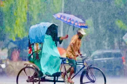 দেশজুড়ে আরও ৫ দিনের বৃষ্টির পূর্বাভাস, কোথাও কোথাও হতে পারে ভারী থেকে অতি ভারী বর্ষণ