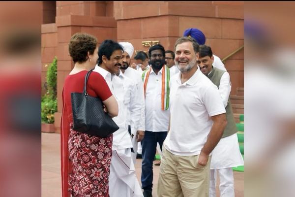 ভারতের পার্লামেন্টের বর্ষাকালীন অধিবেশনের প্রথম দিনেই অচলাবস্থা, সরকার–বিরোধী সংঘাতে মুলতবি দুই কক্ষ