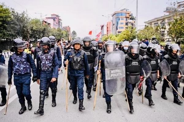 নেপালে সাম্প্রদায়িক সংঘর্ষের জেরে সিরাহায় অনির্দিষ্টকালের কারফিউ