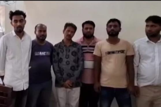 রাজধানীতে আওয়ামী লীগের ঝটিকা মিছিল, আটক ১০